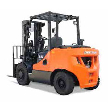 Doosan 12,000 lb forklift