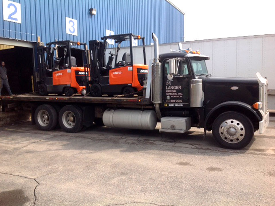 Tilt Bed hauling to locations in Pittsburgh