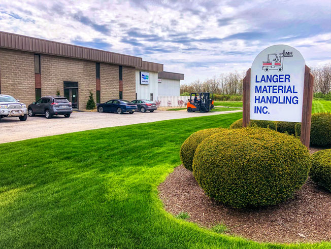 Forklift sales, service part and rentals near Pittsburgh